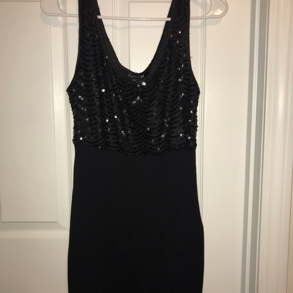 Forever 21 - Picture 4 of 7